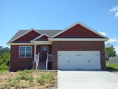 203 N Stonehurst Dr Mt Washington, KY 40047