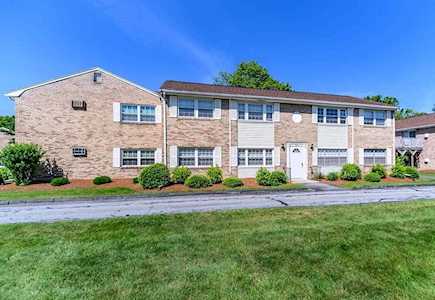 80 Washington Park Dr #10 Andover, MA 01810