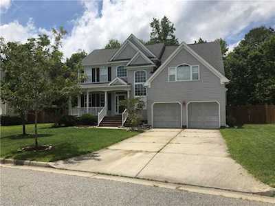 2585 Kentucky Derby Dr Virginia Beach, VA 23456