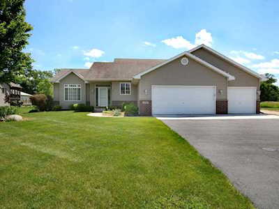 9890 Harvest Way Belle Plaine, MN 56011