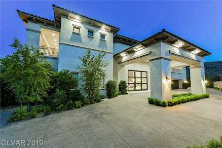 27 Shadow Canyon Ct Las Vegas, NV 89141