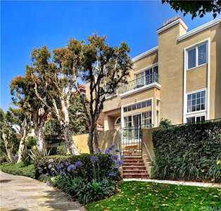 19396 Castlewood Circle Huntington Beach, CA 92648