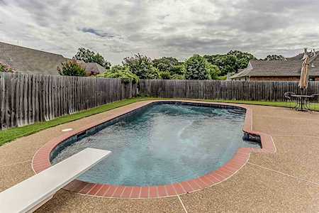 4876 Springtree Dr Bartlett, TN 38002