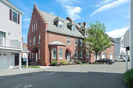 6 Amaranth Pl #35 Medford, MA 02155