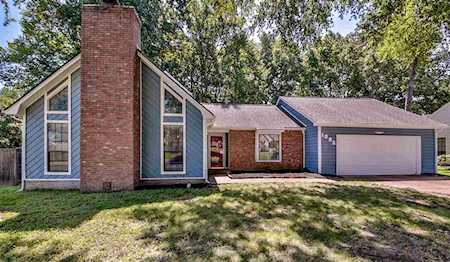 1092 Dove Hollow Dr Memphis, TN 38018