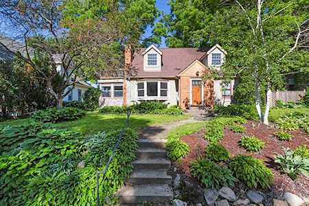 240 Russell Avenue S Minneapolis, MN 55405