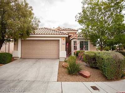 6724 Yellowwood Cove St North Las Vegas, NV 89084