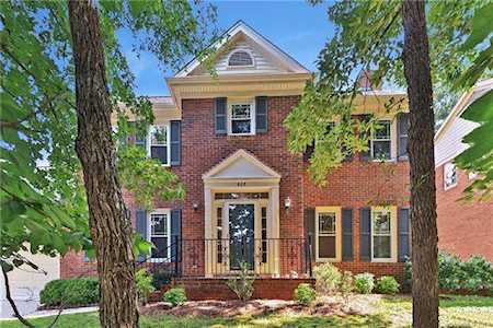 608 Laurel Fork Dr Matthews, NC 28105