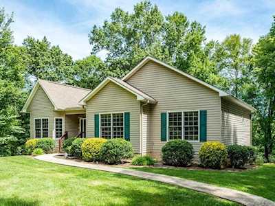 124 Woodchuck Way Mills River, NC 28759