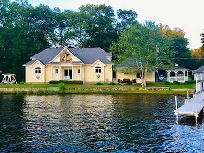 53 Beach Ave-U:Inlaw Suite Sturbridge, MA 01566