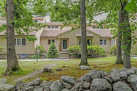 21 Monadnock Dr #21 Westford, MA 01886
