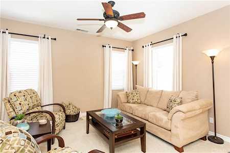 17062 First Light Lane Riverside, CA 92503