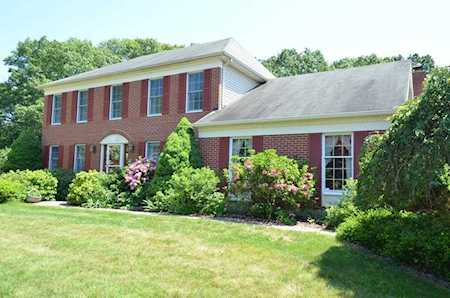 7 Farm Pond Lane Franklin, MA 02038
