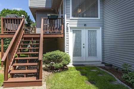 391 Captain Eames Cir #391 Ashland, MA 01721