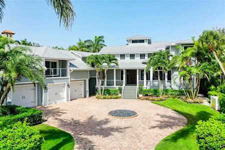 3535 Flamingo Avenue Sarasota, FL 34242
