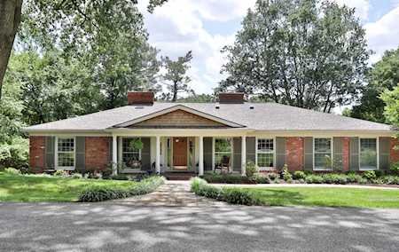 5305 Indian Crest Rd Louisville, KY 40207