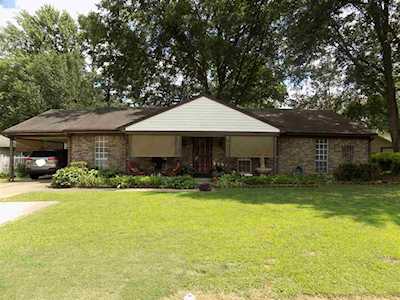 3586 Morning Light Dr Bartlett, TN 38135