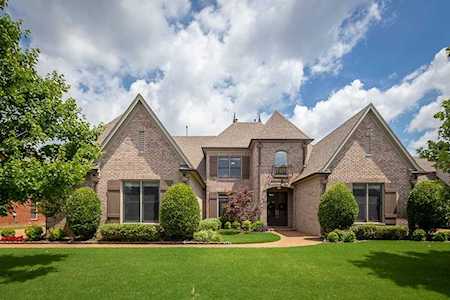 1298 Bull Creek Ln Collierville, TN 38017
