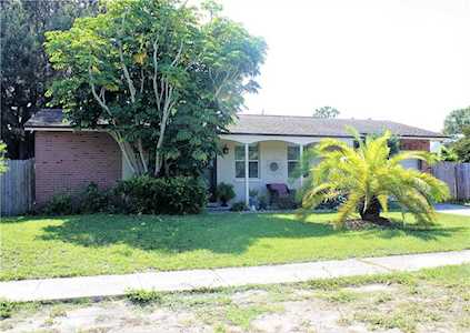 9573 86Th Street Largo, FL 33777