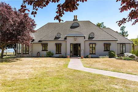 1362 Bonnie View Acres Rd Oak Harbor, WA 98277