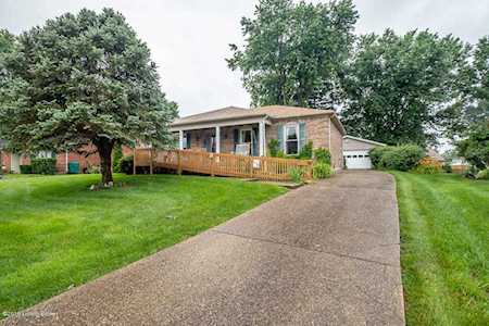 3108 Spring Breeze Ct Louisville, KY 40220