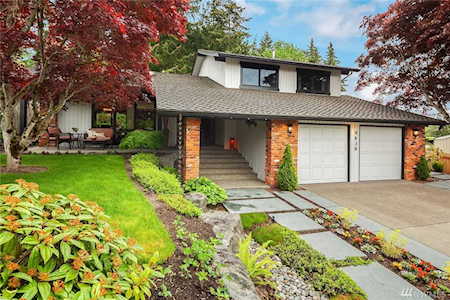 4639 150th Place SE Bellevue, WA 98006