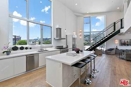 616 N Croft Avenue #PH9 West Hollywood, CA 90048