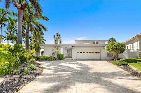 448 22Nd Street Belleair Beach, FL 33786