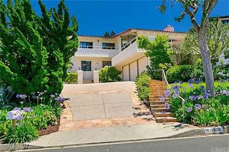 1908 Via Estudillo Palos Verdes Estates, CA 90274