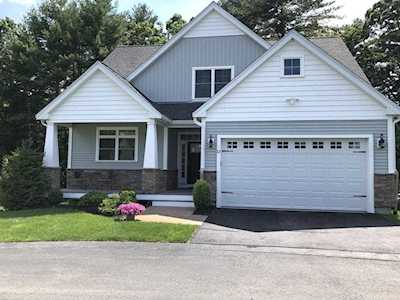 13 Charles View Lane #13 Medway, MA 02053