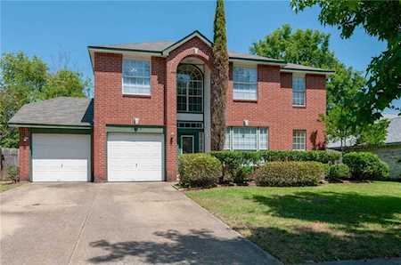 2065 Willowood Drive Grapevine, TX 76051