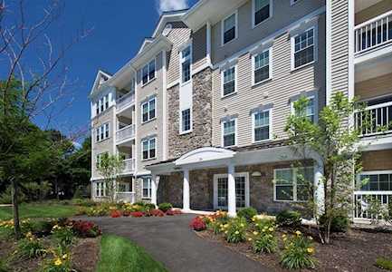 220 Martins Landing #412 North Reading, MA 01864