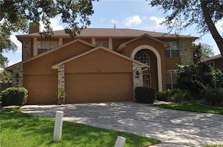 2437 Point O Woods Court Oviedo, FL 32765
