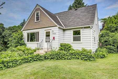 4523 Thomas Avenue N Minneapolis, MN 55412