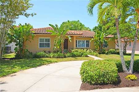 201 43Rd Avenue St Pete Beach, FL 33706
