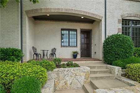6812 Francesca Lane Plano, TX 75024