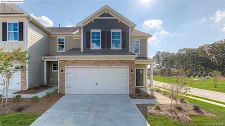 1489 Bramblewood Dr Fort Mill, SC 29708
