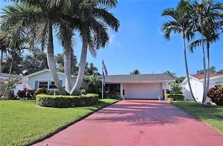 13562 87Th Avenue Seminole, FL 33776