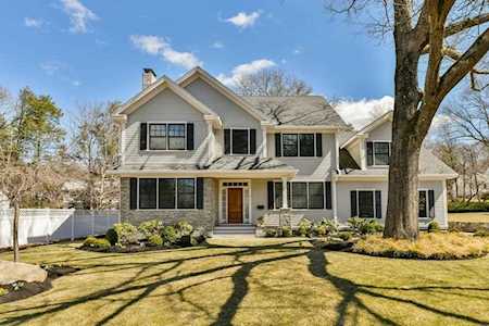 8 Buckman Drive Lexington, MA 02421