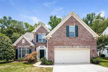6141 Creekview Ct Harrisburg, NC 28075