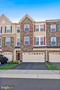25120 Almandine Terrace Aldie, VA 20105
