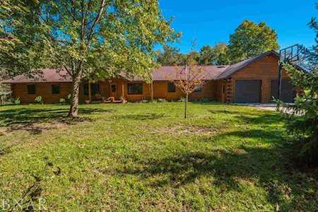21983 N 2650 East Rd Lexington, IL 61753