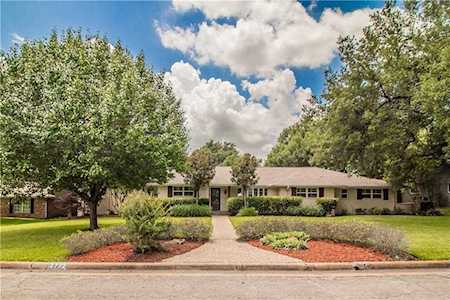 3772 Waldorf Drive Dallas, TX 75229