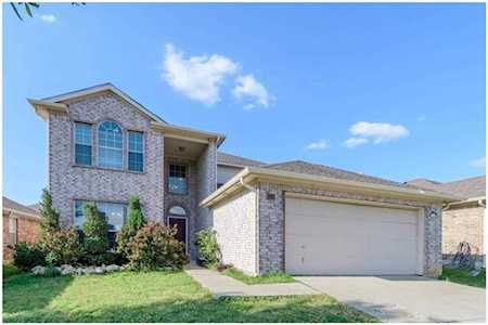 2109 Sunny Side Drive Little Elm, TX 75068