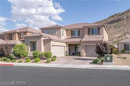 9643 Satin Bell Ct Las Vegas, NV 89148