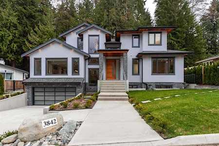 3842 Emerald Drive North Vancouver, BC V7R 3B8