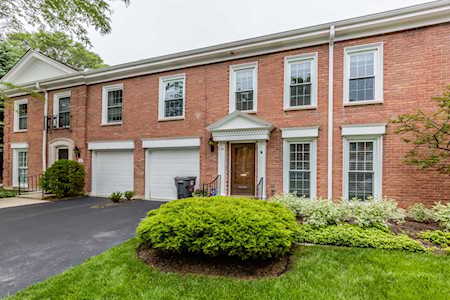 736 York Ct #736 Northbrook, IL 60062