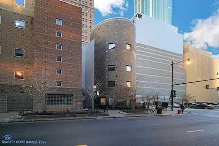 40 E 9th St #1401 Chicago, IL 60605