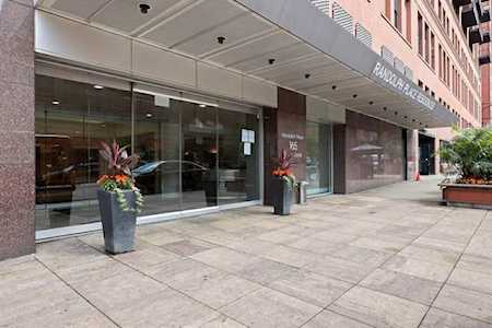 165 N Canal St #1128 Chicago, IL 60606