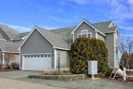 810 Ledgewood Way #810 Clinton, MA 01510